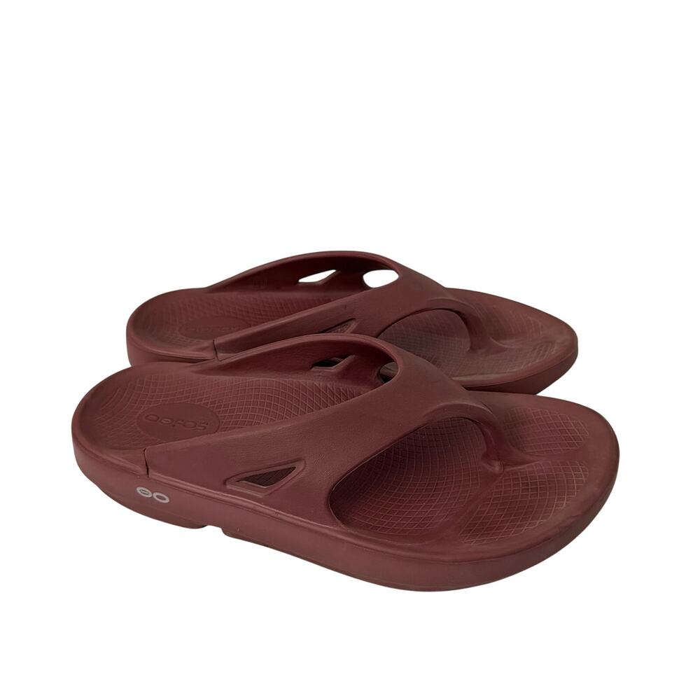 Oofos Sandals Women’s Size 10 OOriginal Thong Burgundy Red Comfort Recovery